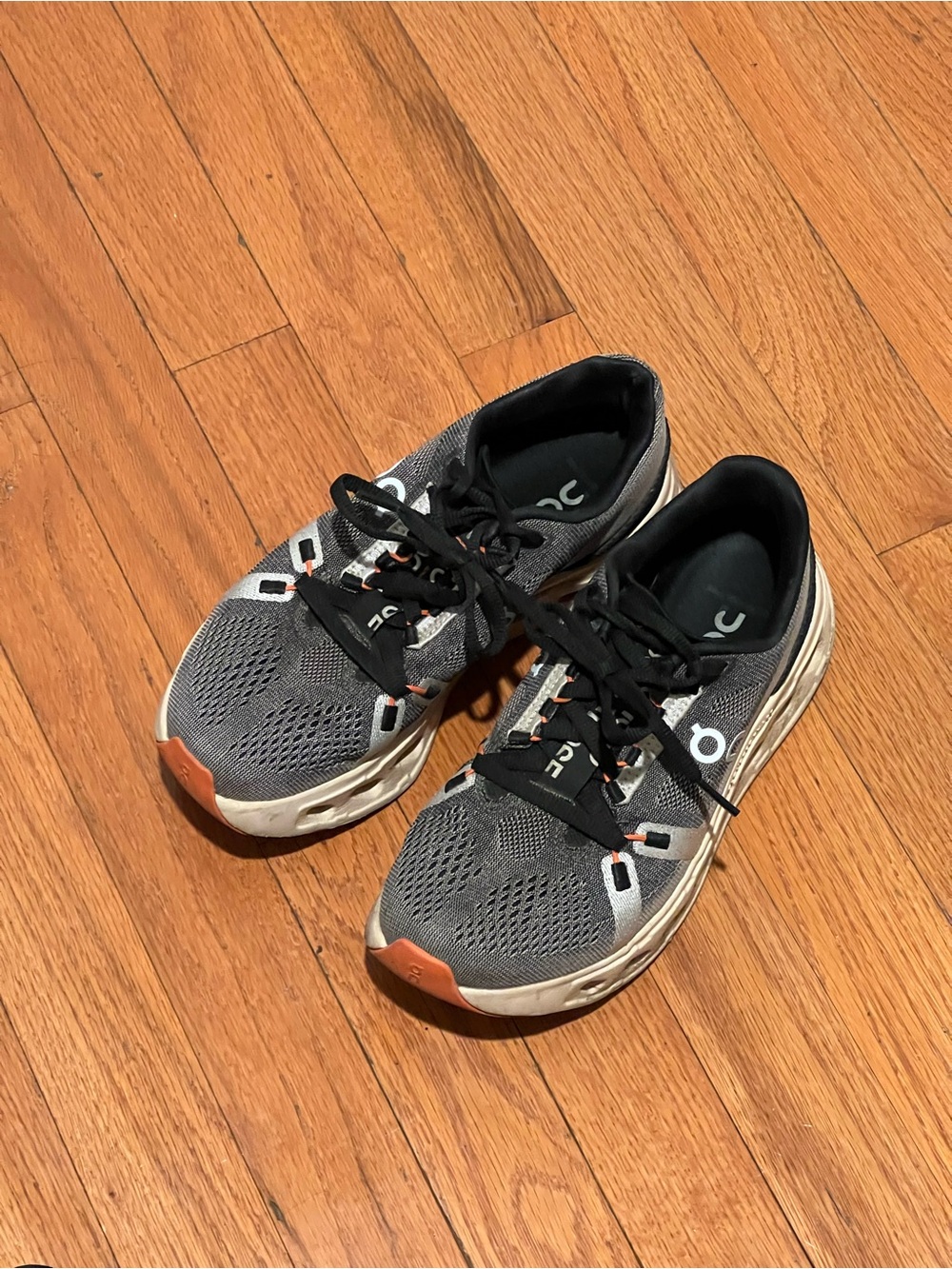 on cloudeclipse running shoes
